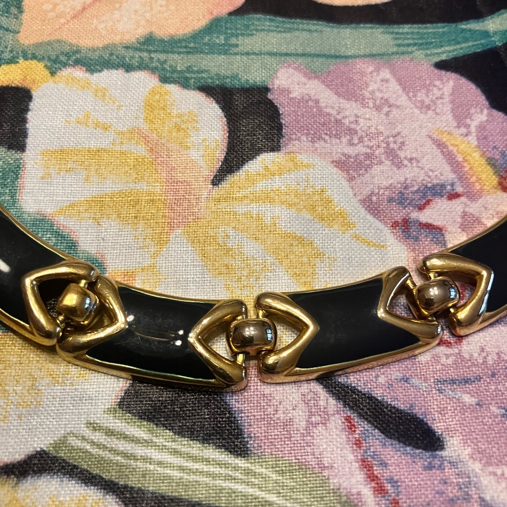 ENAMEL NECKLACE AND EARRING SET - Picture 9 of 12